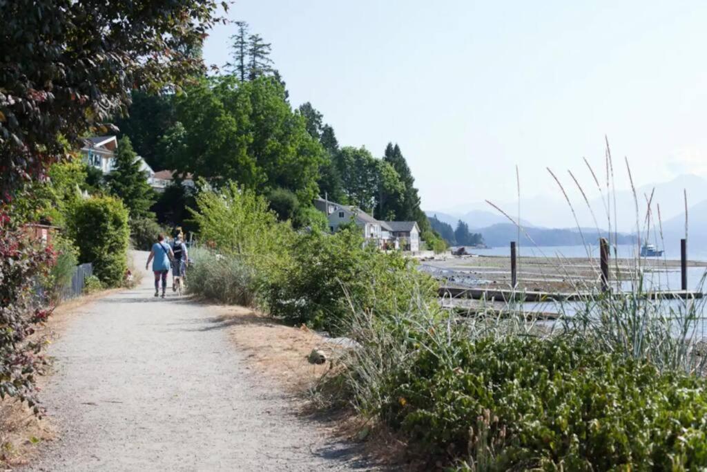 Villa Iconic 3-Story Waterfront 'Marina House' W/ View Gibsons Exterior foto