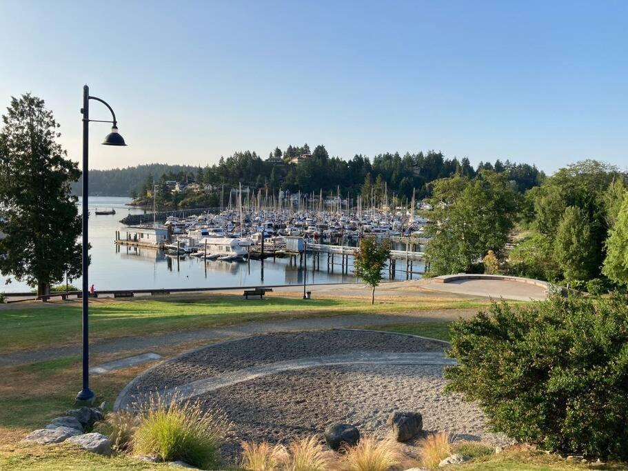 Villa Iconic 3-Story Waterfront 'Marina House' W/ View Gibsons Exterior foto